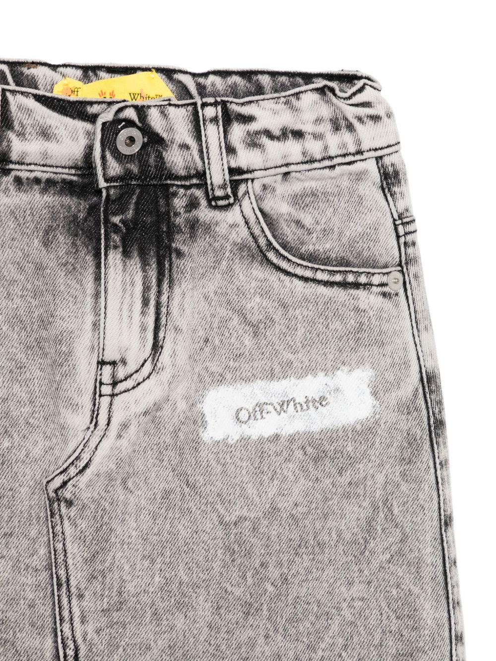 Gonna per bambina Off-White Kids grigio in denim con orlo sfrangiato - Image 2