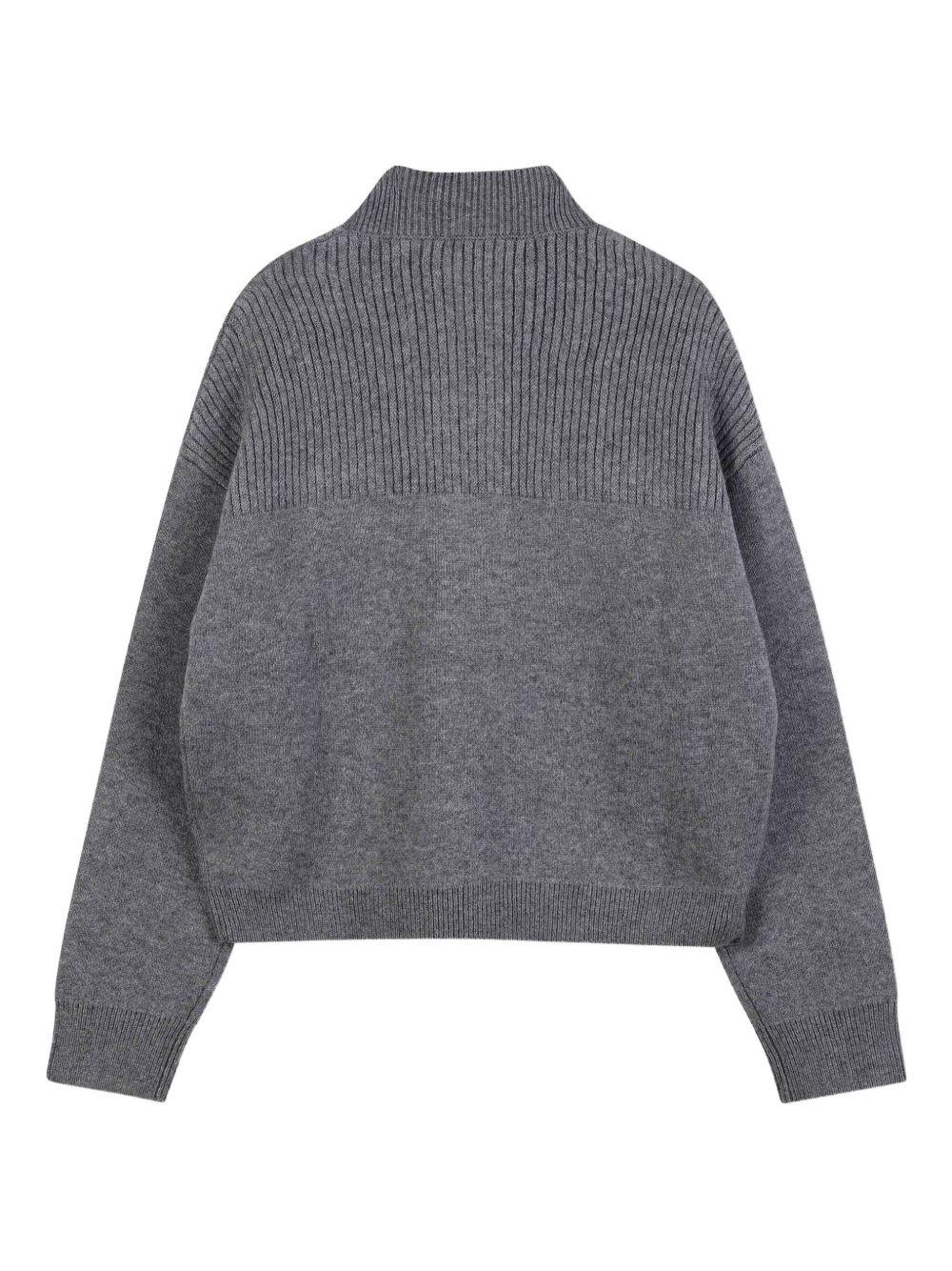 Maglione per bambina Chloé Kids grigio con due tasche frontali - Image 2