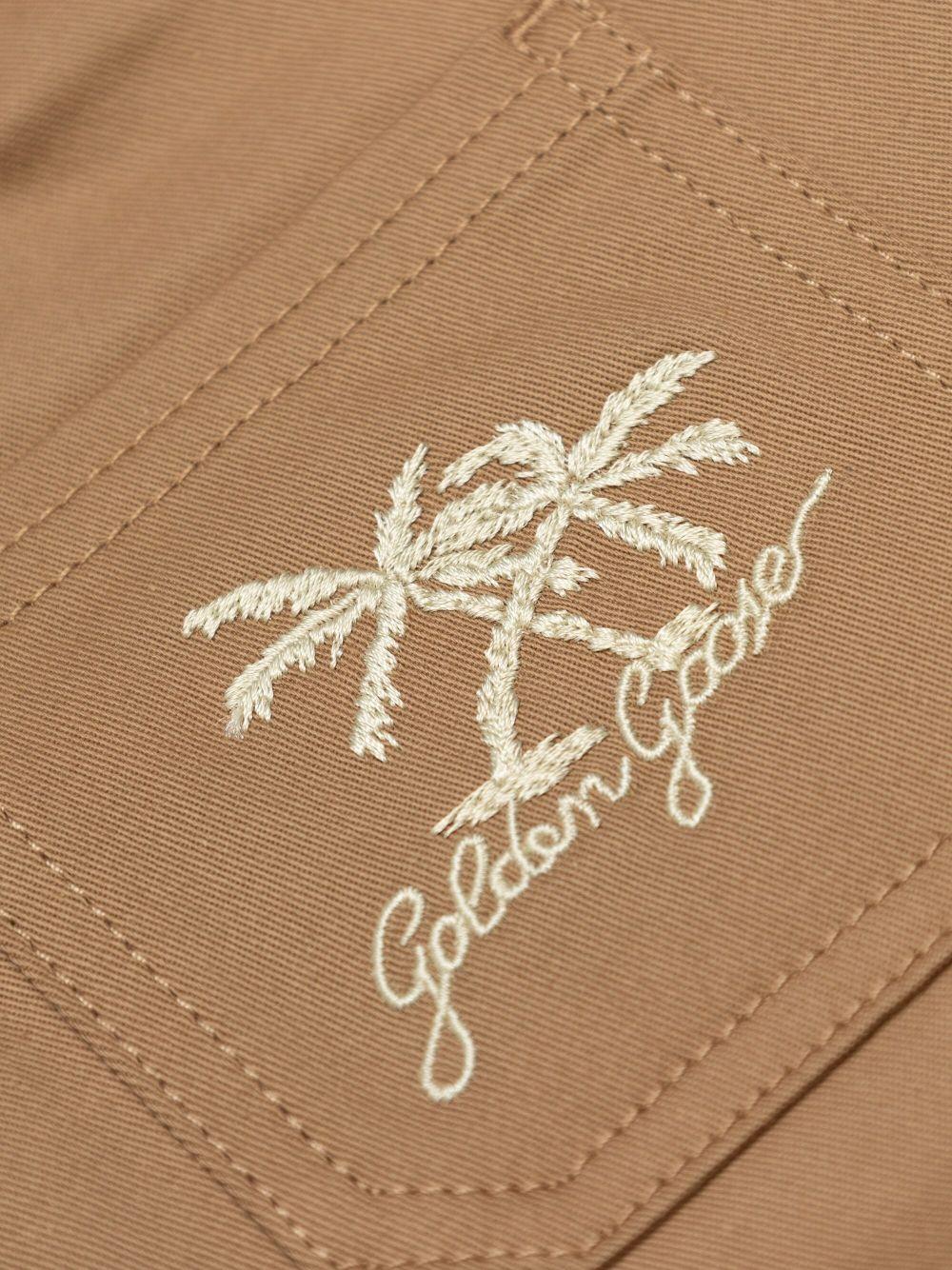 Shorts con ricamo per bambino Golden Goose Kids marrone con tasca posteriore sagomata - Image 4
