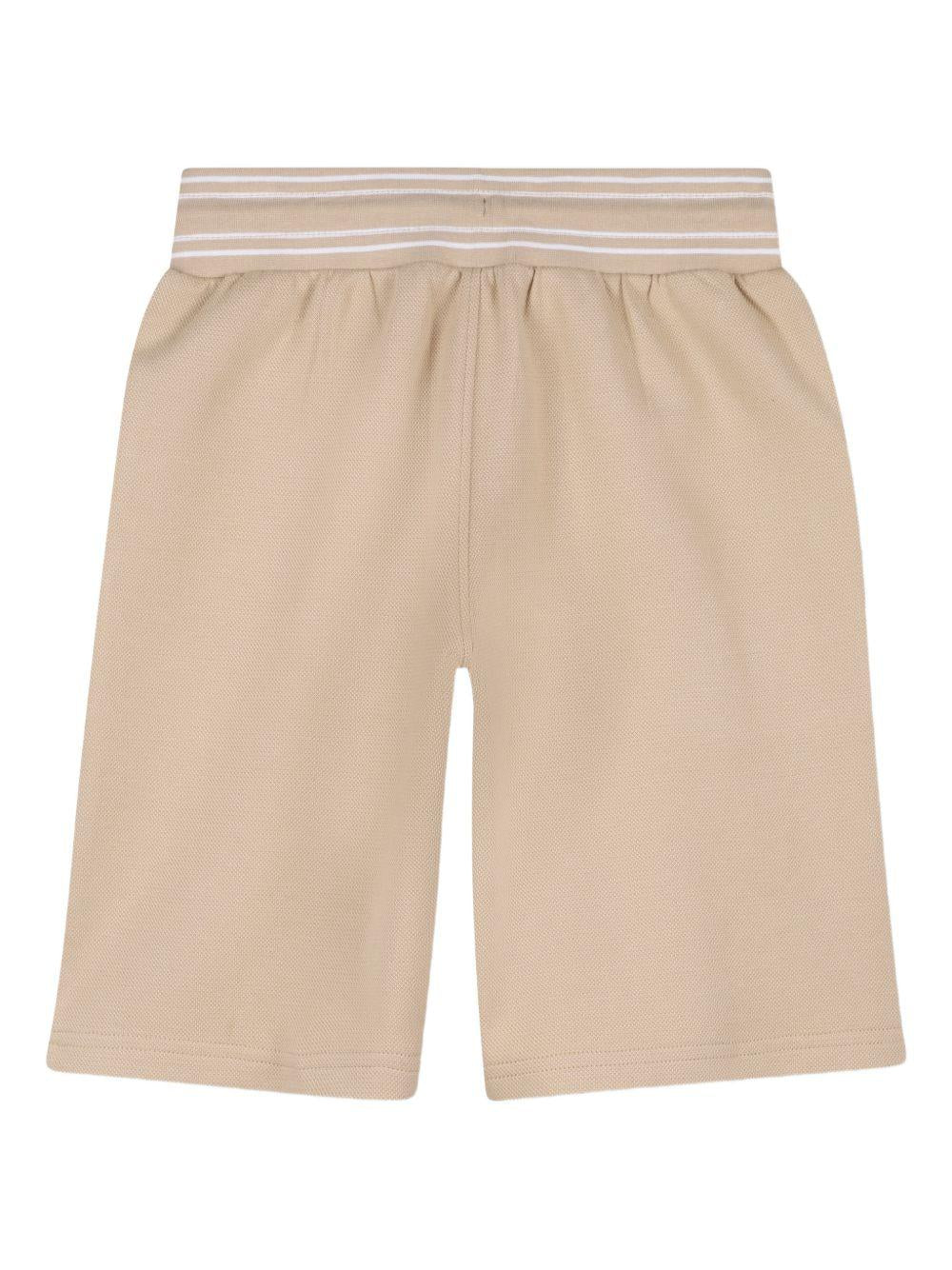 Shorts da bambino Boss Kids beige con motivo a righe - Image 2