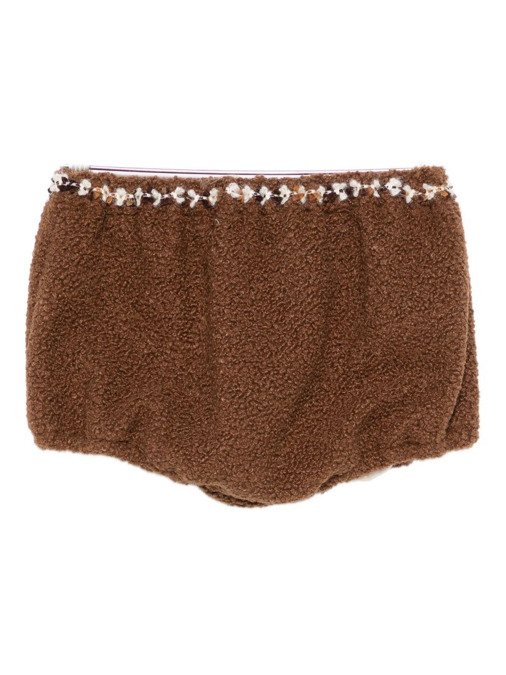 Shorts per bambina A'lapage marroni con rifiniture floreali - Image 2