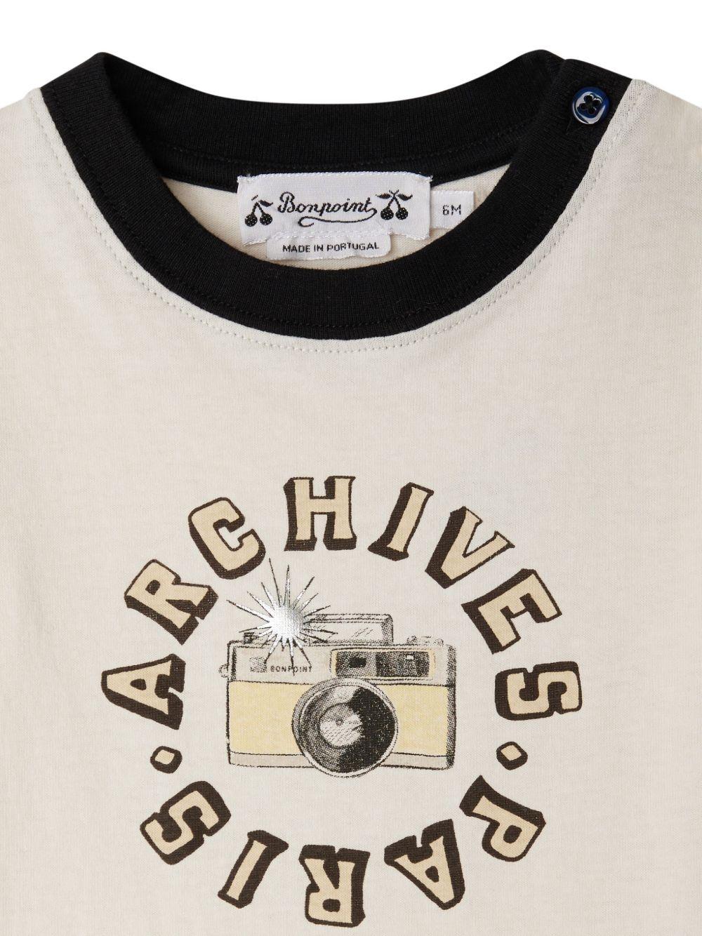 T-shirt per neonato Bonpoint Tom beige con bordi a contrasto - Image 2